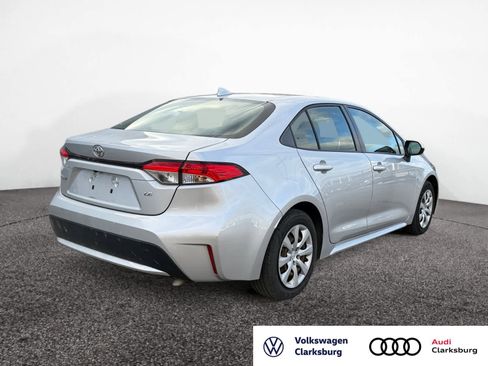 Used 2020 Toyota Corolla LE image 7