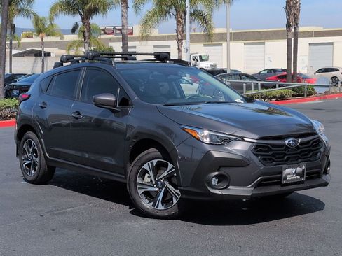 Used 2025 Subaru Crosstrek 2.0i Premium AWD/4WD image 2