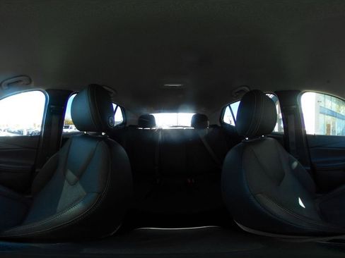 Used 2025 Buick Encore GX Preferred image 40