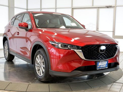 Used 2023 MAZDA CX-5 AWD 2.5 S w/ Preferred Package image 2