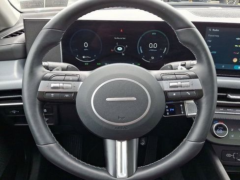 Certified 2025 Hyundai Sonata Limited FWD image 20