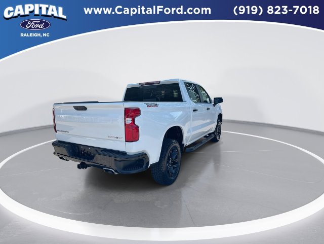 Used 2025 Chevrolet Silverado 1500 LT Trail Boss w/ Convenience Package II AWD/4WD image 8