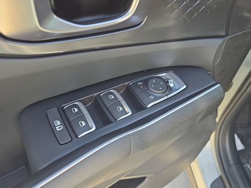 New 2026 Kia Sorento S w/ S Panoramic Sunroof Package FWD image 19