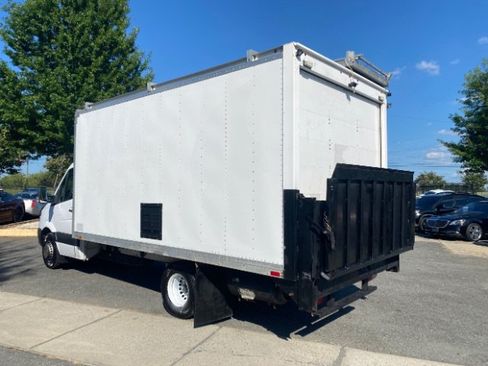 Used 2018 Mercedes-Benz Sprinter 3500 w/ Swivel Seat Package image 3