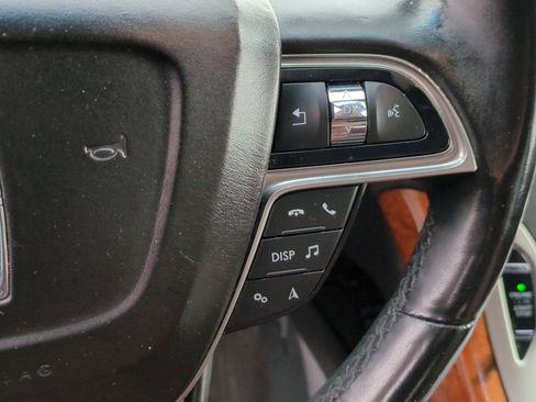 Used 2020 Lincoln Nautilus Reserve FWD image 18