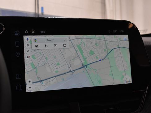 Used 2025 Chevrolet Equinox RS w/ Safety and Technology Package image 17