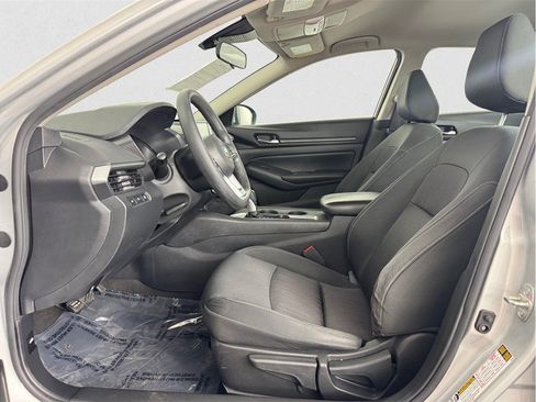 Used 2022 Nissan Altima 2.5 S FWD image 10