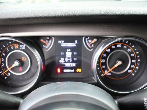 Used 2018 Jeep Wrangler Unlimited Sport S image 31