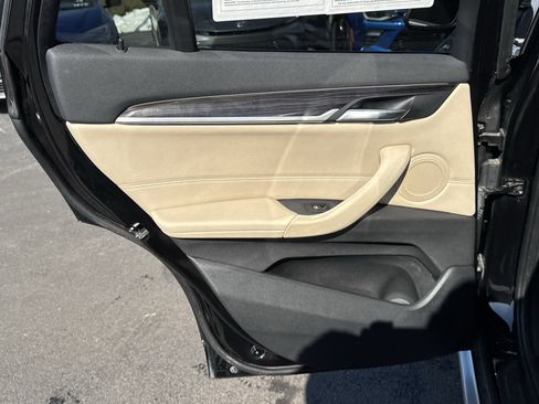 Used 2017 BMW X1 xDrive28i image 33