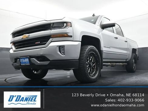 Used 2016 Chevrolet Silverado 1500 LT w/ All Star Edition AWD/4WD image 9