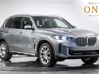 Used 2025 BMW X5 sDrive40i w/ Parking Assistance Package RWD video 1