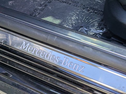 Used 2023 Mercedes-Benz S 500 4MATIC image 23