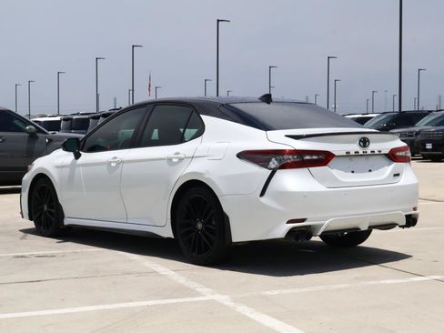 Used 2023 Toyota Camry XSE w/ Navigation Package FWD image 3