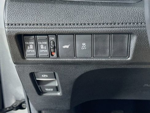 Used 2025 Honda Odyssey EX-L image 23