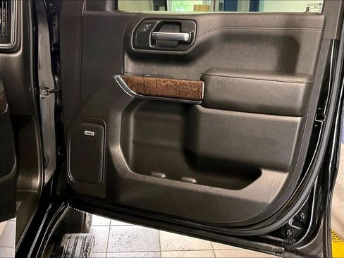Used 2019 GMC Sierra 1500 Denali w/ Denali Ultimate Package AWD/4WD image 12