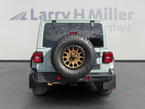 Used 2024 Jeep Wrangler Unlimited Rubicon 392 image 4