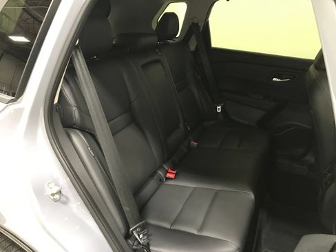 Used 2025 Nissan Rogue SL w/ Tech Package AWD/4WD image 22
