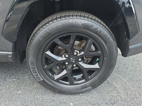 Used 2023 Toyota RAV4 LE image 13