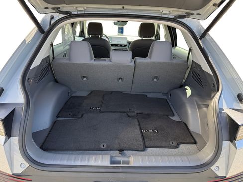 Certified 2024 Hyundai Ioniq 5 SEL image 17