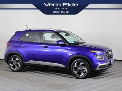 Used 2024 Hyundai Venue SEL