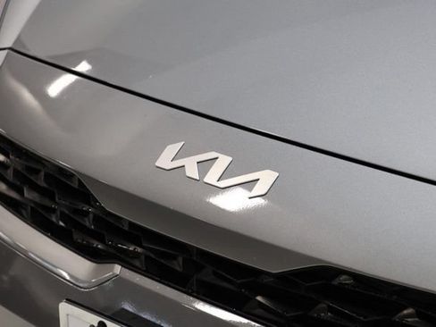 Used 2024 Kia Forte LXS FWD image 12