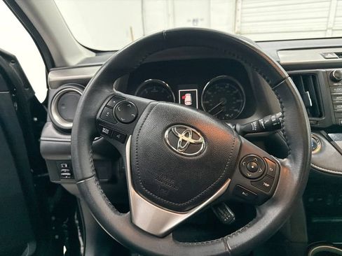 Used 2017 Toyota RAV4 Limited w/ Advanced Technology Package FWD image 15
