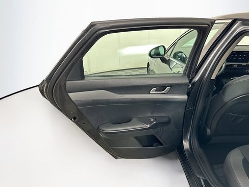 Used 2025 Kia K5 LXS image 24