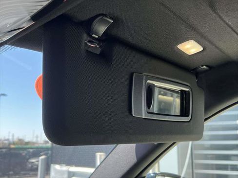 Used 2022 BMW X5 xDrive40i w/ Premium Essential Package image 37