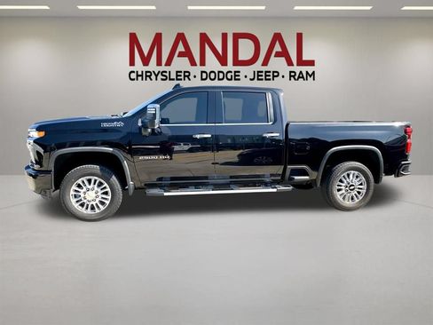 Used 2023 Chevrolet Silverado 2500 High Country w/ Technology Package AWD/4WD image 8