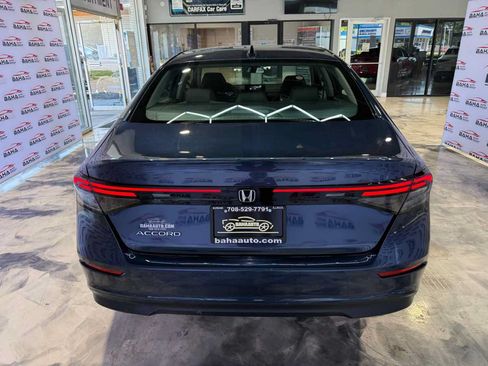 Used 2025 Honda Accord SE image 7