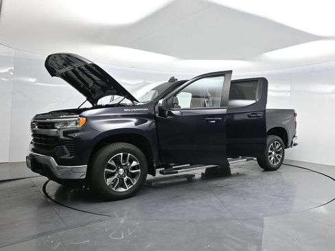 Used 2022 Chevrolet Silverado 1500 LT RWD image 42