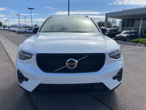 New 2026 Volvo XC40 B5 Plus w/ Protection Package Premier AWD/4WD image 9