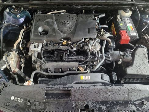 Used 2022 Toyota Camry SE image 30