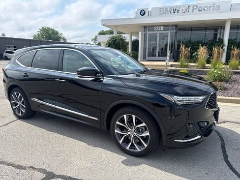 Used 2023 Acura MDX SH-AWD w/ Technology Package image 2