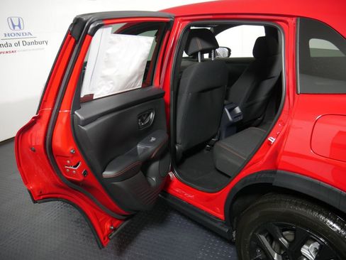 New 2026 Honda HR-V Sport image 9