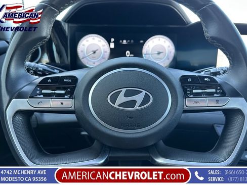 Used 2025 Hyundai Elantra SEL FWD image 31