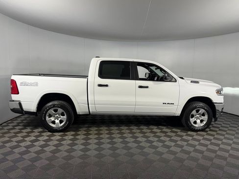 Used 2025 RAM 1500 Big Horn AWD/4WD image 6