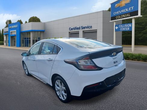 Used 2017 Chevrolet Volt Premier w/ Driver Confidence II Package image 5