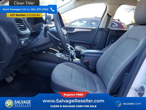 Used 2022 Ford Escape SE AWD/4WD image 9