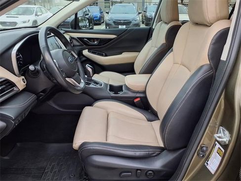 Used 2022 Subaru Outback Limited image 6