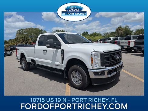 Used 2025 Ford F350 XL w/ XL Chrome Package image 1