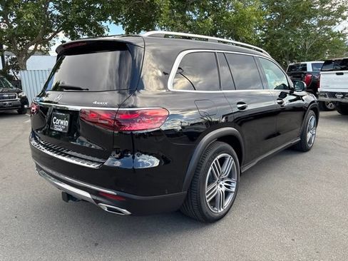Used 2025 Mercedes-Benz GLS 450 4MATIC image 6