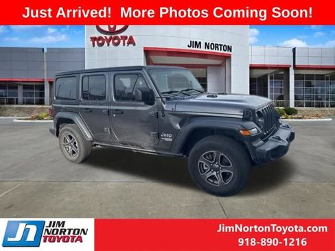 Used 2019 Jeep Wrangler Unlimited Sport S image 1