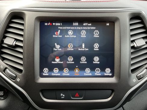 Used 2020 Jeep Cherokee Trailhawk w/ Cold Weather Group image 25