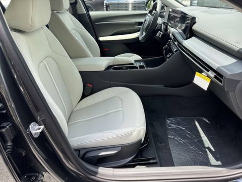 New 2026 Hyundai Sonata SEL FWD image 13
