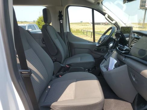 Used 2024 Ford Transit 350 XLT RWD image 8