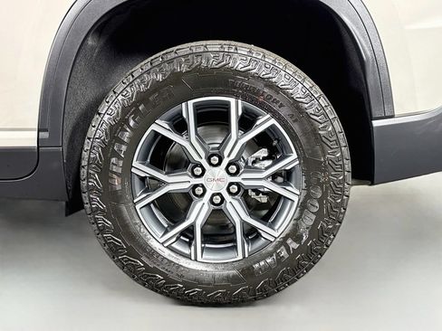 New 2026 GMC Acadia AT4 w/ Luxury Package AWD/4WD image 33