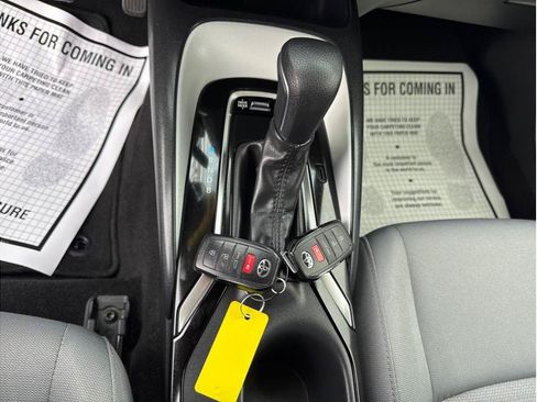 Used 2024 Toyota Corolla SE FWD image 16