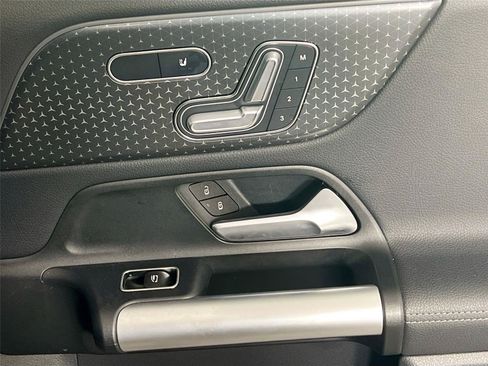 Certified 2024 Mercedes-Benz GLA 250 4MATIC image 30