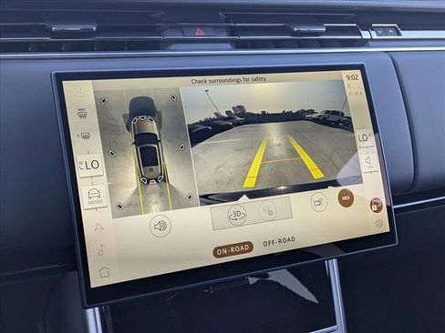 New 2026 Land Rover Range Rover SE AWD/4WD image 13